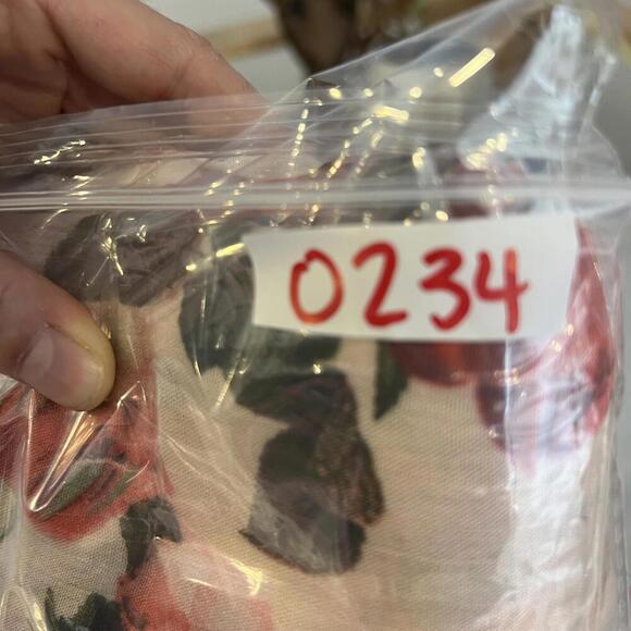 Sisters of the Tribe Women's Size 14 Red Pink Floral Jumpsuit Romantic Flowy - Picture 14 of 14